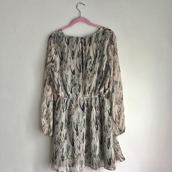 Sugar + Lips / Feather Design Long Sleeve Dress - Picture 7 of 11